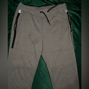 Men’s sweatpants